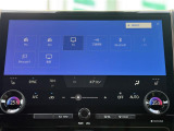 【Bluetooth】ナビゲーションと携帯電話/スマートフォンをBluetooth接続することができます。接続するとハンズフリーで使用することができるので、とても便利です。