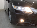 【LEDヘッドライト】ディスチャージヘッドライト(HID)と同等の明るさで、夜道や雨天走行が明るく視界良好!! フォグライトも装備で、安心感さらにUPです♪安心ドライブを楽しんで下さい♪