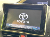 【大画面ナビ】人気の大型9インチナビを装備。存在感のある大画面はインパクト大!ナビ利用時のマップ表示は見やすく、テレビやDVDは臨場感がアップ!いつものドライブがグッと楽しくなります♪