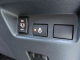 片側電動スライドドアがついております☆