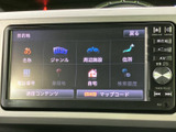 名称やジャンル、周辺施設など複数の方法から目的地を探せる画面です。自宅や登録地、検索履歴も選べるため、行き先に合わせて設定しやすく便利です。