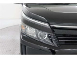 LEDヘッドライトです。デザイン性がよくとても明るいので、夜間の走行や悪天候でも安心です。しかも長寿命!