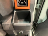 品質には自信があります!ハッピーの品質・キレイなお車をお届けさせていただきたい!そんな気持ちでキレイに仕上げております。フロアマットなどの清掃はもちろん、シート下なども徹底的に清掃しております。