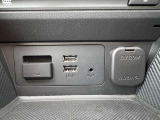 USB充電が2口ございます。