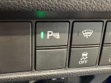 パーキングセンサーが装備されておりますので駐車の際も安心です。初心者の方はもちろんのこと、初めて乗られる車や運転が苦手な方などにもお勧めできる装備です!安心してお乗りください!