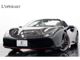 ロペライオ練馬にフェラーリ 488 Spiderが入庫いたしました。ーフを開ければ、V8エンジンの迫力あるサウンドをダイレクトに楽しめる、オープンモデルならではの特別な魅力をご堪能いただけます。