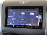 ナビ機能だけでなく、ミュージックサーバー、Bluetooth、フルセグテレビ、DVDとCD再生など、オーディオ機能がついています。