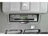 ETC車載器付きです。高速道路の料金所もスムーズに通過できます。
