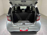 安全・安心な走行のために、納車前にダイハツのクルマを知り尽くしたエキスパートが基本性能に関わる機能や状態を徹底的に点検。消耗部品の交換など法定12ヶ月点検相当の点検・整備を実施しております。