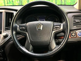 【純正革巻きステアリング】上質な革を使用することで、手にしっかり馴染みとても運転しやすいハンドルです♪