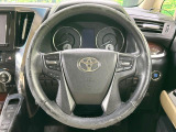 【純正革巻きステアリング】上質な革を使用することで、手にしっかり馴染みとても運転しやすいハンドルです♪