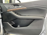 【ご納車後について】遠方のお客様はお住まいのエリアのBMWサービス工場にてメンテナンスを受けて頂けます。現地BMWへのお取次ぎなどもさせて頂きますのでご安心下さい。