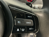 【アダプティブ・クルーズ・コントロール】予め設定した車速内でクルマが自動的に加減速。 前走車との適切な車間距離を維持しながら追従走行し、高速道路でのドライバーの疲労を軽減してくれる嬉しい機能付♪