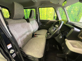 運転席シート廻りは使用感も少なく、良好な状態となっています。丁寧に使われていたことがよくわかりますね。