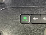 燃費を良くするECONスイッチです。