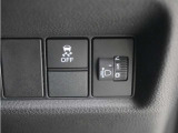◆VSA◆横滑り防止装置が装備されています。コーナーリング時の横すべりを抑える機能と、車両の急激な挙動変化を抑える機能で、安定した走行を実現しています。運転に安心とゆとりが出来ます。