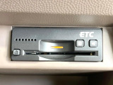 【ETC】高速道路の料金所をストレスなく通過!話題のスポットやサービスエリアに多い「スマートIC」利用時は必須のアイテムです。当店でセットアップを実施、ご納車当日からすぐにご利用いただけます!