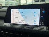 大画面で見やすく、直感的なタッチ操作が可能です。視認性に優れた地図表示と高精度なルート案内で、快適なドライブをサポートします。