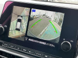 クルマを上空から見下ろしているような映像が画面に映し出されます。ミラーだけでは見え辛い箇所も含め、ひと目で周囲の状況がわかるためスムースに駐車できますね。安全な駐車の手助けになります!