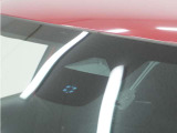 ◆Honda SENSING◆ カメラ等装置で精度の高い検知能力を発揮、安全運転を支援します。ステアリング上のコントローラーに注目!