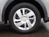 オリックス認定中古車は厳選した上質な車輌のみをお届け致します。全車にプロの職人による徹底した内外装の清掃、磨き上げております。