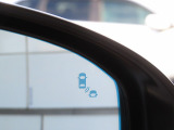見通しの悪い後退出庫などをサポート☆自車の後方左右から接近する車両を検知し、音とインジゲーターでドライバーにお知らせ☆目視確認もお願いします!!