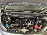 エンジンルームもぜひチェックしてください!ご納車前にはHondaの整備士が点検・整備を実施し、安心してお乗りいただける状態でお渡しいたします。見えにくい部分までしっかり確認してご納車します。