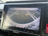 バックカメラも付いています! 運転が不慣れな方でも安心して駐車が可能です!