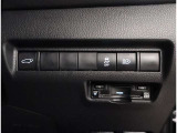 車選びは安さ重視ですか?総額表示で比べてみてください!トヨタディーラー直営店ですので諸費用も明快!購入後も全国トヨタのロングラン保証で安心ですよ!