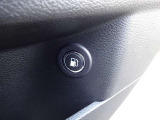 お車にお取り付けする、ナビやETC・ドライブレコーダー等もお手頃価格でご提供致します☆是非御相談ください!