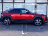 購入後はメンテナンスも大切。大事な愛車は長く使いたいですよね。メンテンス商品も取り揃えております。お客様のカーライフを全面的にサポート致します!
