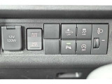 サポカーは、高齢運転者を含めたすべてのドライバーによる交通事故の発生防止・被害軽減対策の一環として、国が推奨する新しい自動車安全コンセプトです。詳しくは販売店スタッフまでおたずねください。