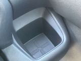 運転席用ドリンクホルダーです