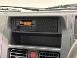 天候・交通情報収集の必需品。AM・FMラジオ付き。