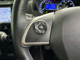 ステアリングスイッチ装備!運転しながら手元でオーディオの操作などができます。