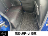 後席も広々していますので、海や山への行楽時も室内で快適に過ごせます!