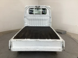 三方向に開閉するため、後方からでも左右からでも荷物の積み下ろしができてとても便利です♪