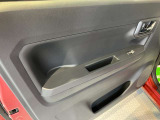 車両状態証明書修復歴の有無も一目瞭然。機能や内装・外装、走行距離、修復歴の有無をチェックし、クルマの状態を10段階にした車両状態証明書。数字や記号を使ってわかりやすく表示しています。