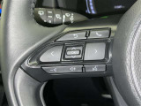 ステアリングスイッチ装備!運転しながら手元でオーディオの操作などができます。