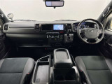 乗車定員2/5人乗り!シートなどは使用感少なく、キレイな使用状態です!予防安全装備もついています!