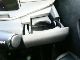 運転席側にあるドリンクホルダーです。