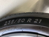 235/50R21