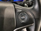 【クルーズコントロール】アクセルペダルを踏まずに一定の車速で走行できますので、高速道路など加減速の少ない道で便利です♪長距離ドライブの疲れを軽減してくれる、嬉しい装備ですよね♪