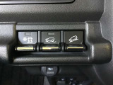 各種スイッチ類はこちらにレイアウトしています。