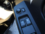 集中ドアロック・パワーウインドー等、乗用車と変わらぬ装備です。