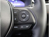 運転中でも手元で操作できます。