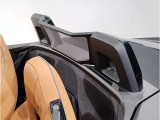 【ボディコーティングで新車時の輝きを】ご納車前にボディを磨き上げ下地処理を行った上で、コーティングを施工します。軽微な小傷も無くなりより新車時の輝きに近い状態でお届けできます。ぜひご用命下さい!