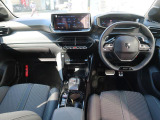 208 GT ハイブリッド 