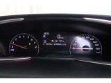 トヨタ認定中古車には1年間走行距離無制限の『ロングラン保証』がついています。年式は問わず、全国約5,000ヶ所のトヨタのお店で保証修理を受けることができます。