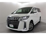 乗り降りがスマートな「両側パワースライドドア」家族の送迎や大きな荷物の出し入れがとっても便利。